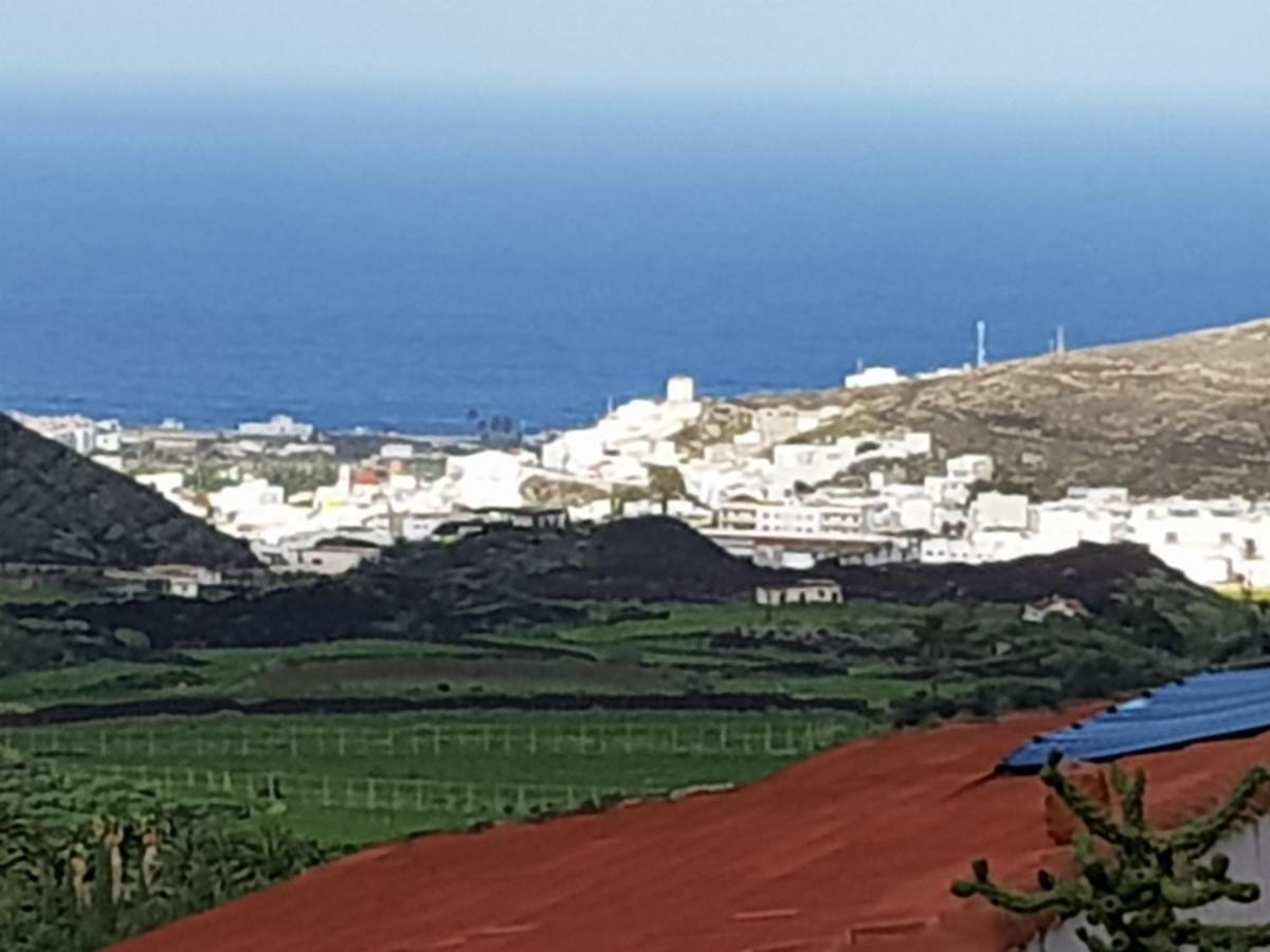 Casa Panchita -Maravillosas Vistas Al Mar Y Montana アガエテ エクステリア 写真